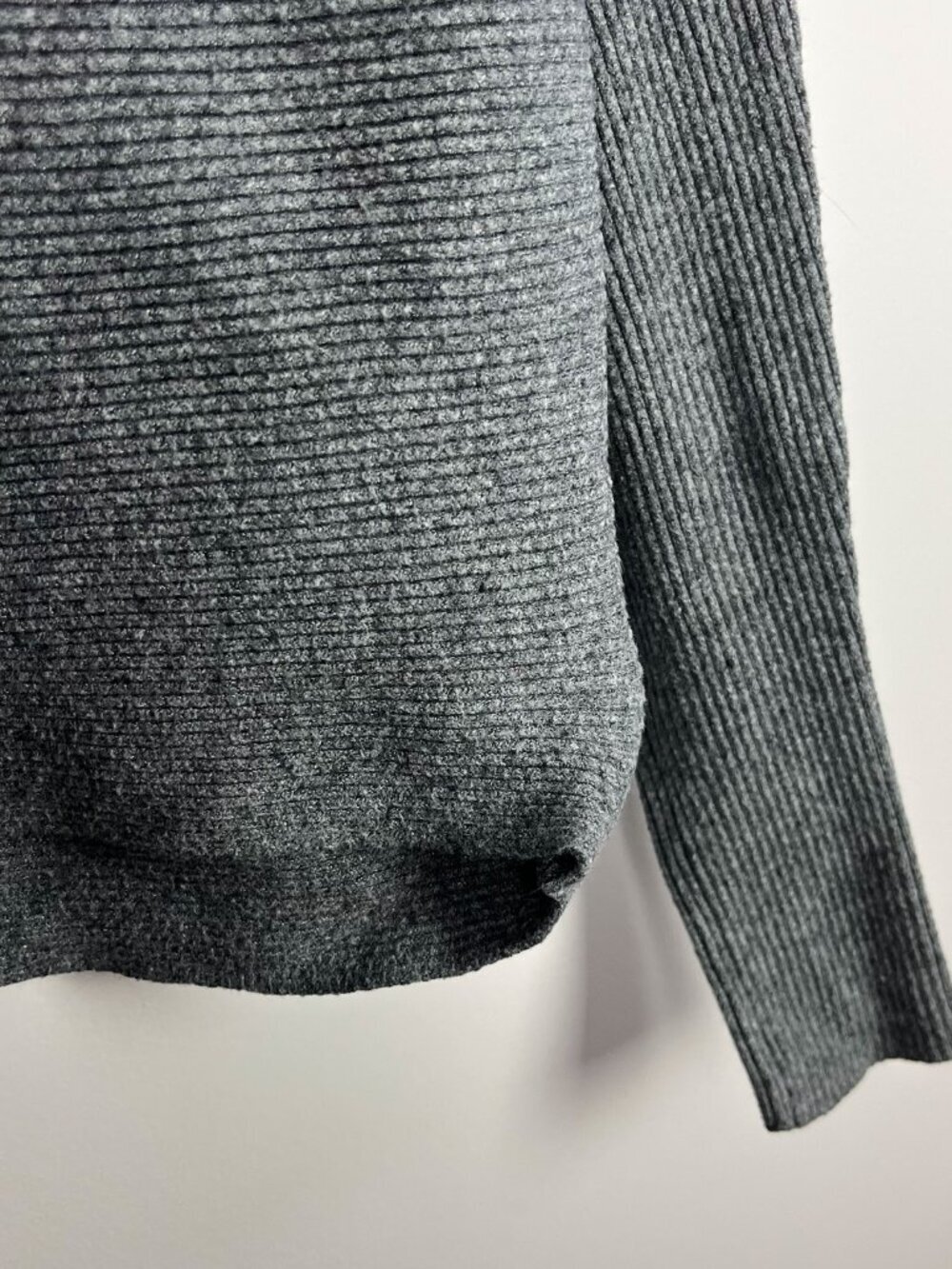 Zara Knit Womens Grey Ribbed Mockneck Cropped Sweater Small - Picture 3 of 4